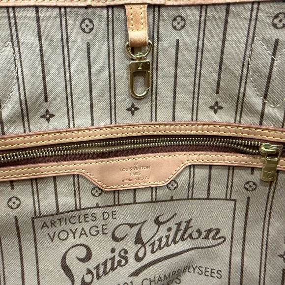 Louis Vuitton Neverfull MM - Picture 7 of 12